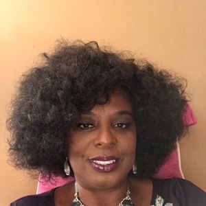 Meet your Posher, Debra